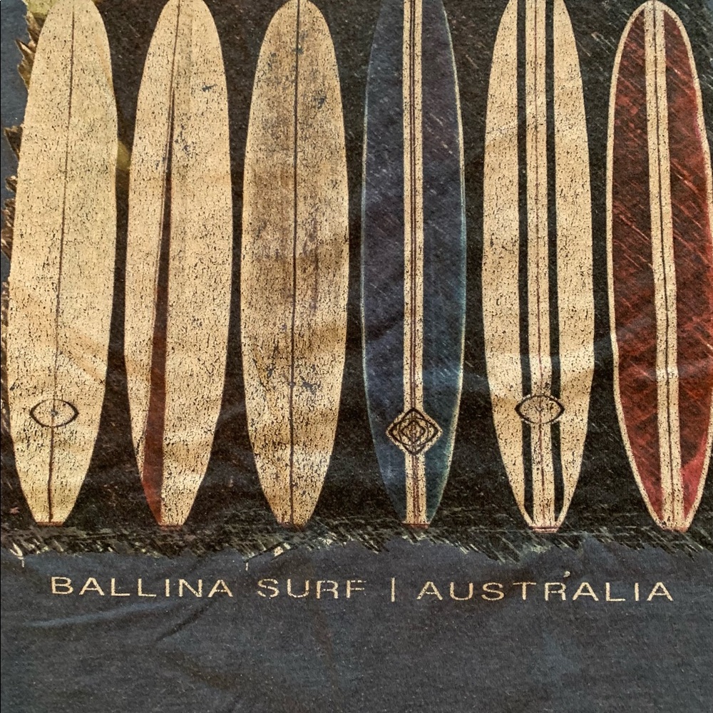 SURF TEE! - Picture 3 of 4